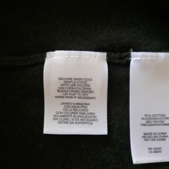 2/$35 Sale JONES & Co. Plus  1X Sleeveless knit top  Dark Olive Green - Picture 6 of 8